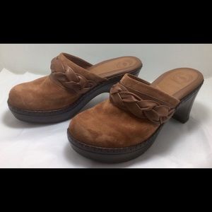 Nurture Brown Suede Clogs/Mules 3 1/2 Heels, Size 8 M.